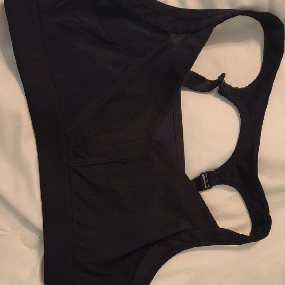 Black Sports Bra